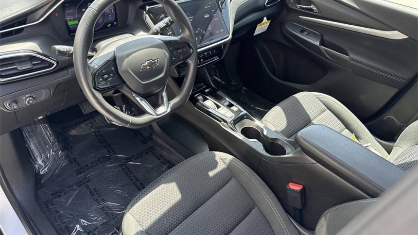 2023 Chevrolet Bolt - Images - 18