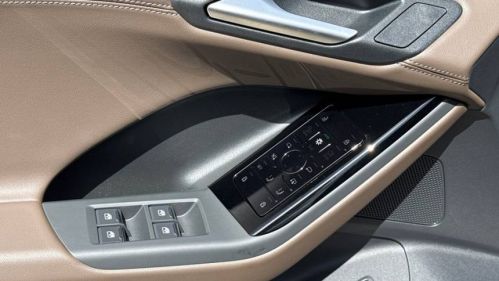 2025 Audi Q6 e-tron - Images - 17