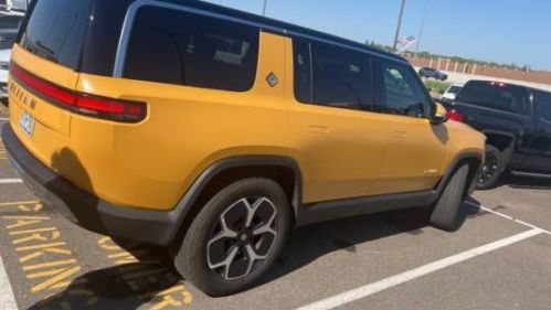 2023 Rivian R1S - Images - 4