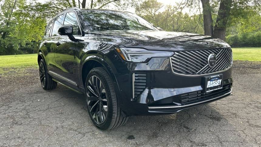 2025 Volvo XC90 - Images - 2