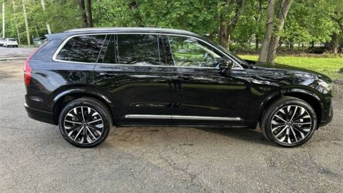 2025 Volvo XC90 - Images - 9
