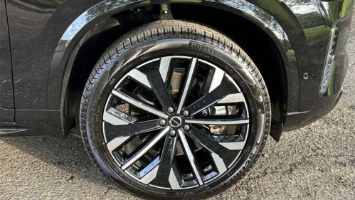 2025 Volvo XC90 - Images - 13