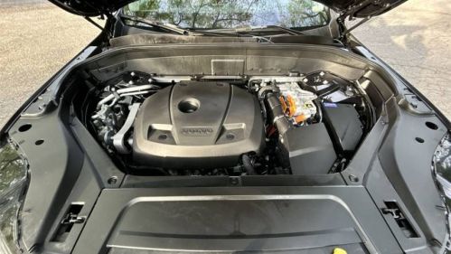 2025 Volvo XC90 - Images - 14