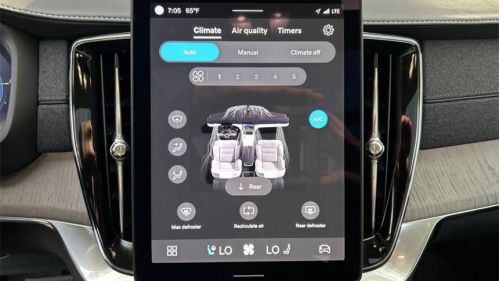 2025 Volvo XC90 - Images - 21