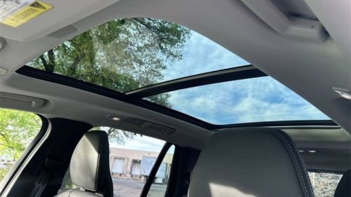 2025 Volvo XC90 - Images - 25
