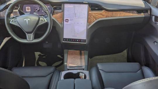 2019 Tesla Model X 5YJXCBE2XKF192849