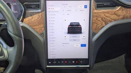 2019 Tesla Model X 5YJXCBE2XKF192849