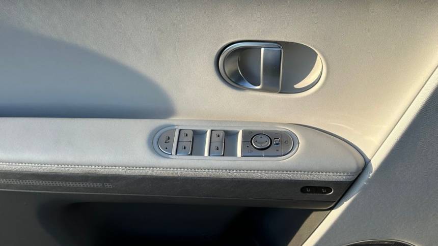 2023 Hyundai IONIQ 5 - Images - 7