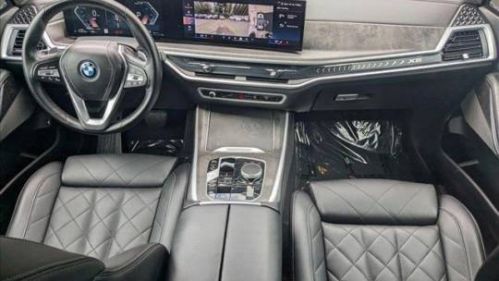 2025 BMW X5 - Images - 16