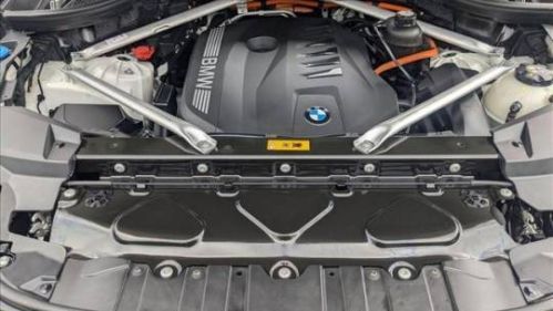 2025 BMW X5 - Images - 21