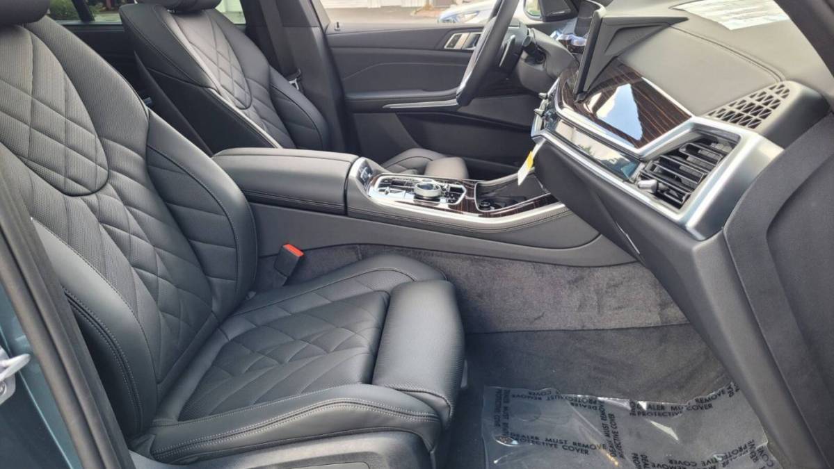 2026 BMW X5 - Images - 17