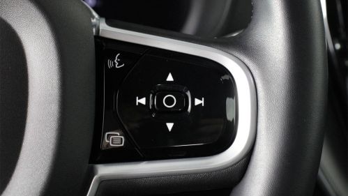 2022 Volvo XC60 - Images - 11