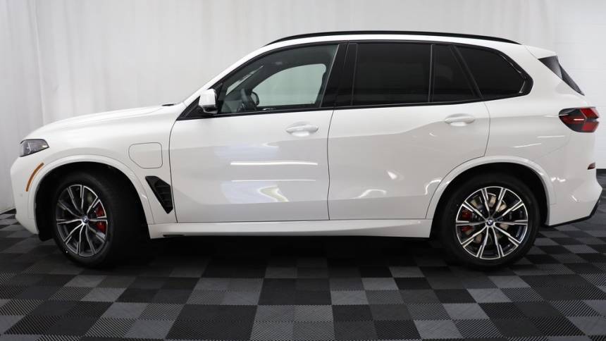 2026 BMW X5 - Images - 5