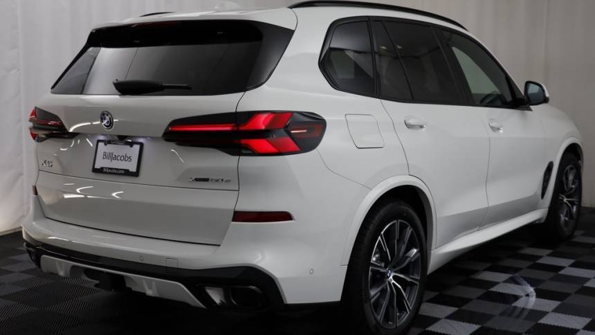 2026 BMW X5 - Images - 19