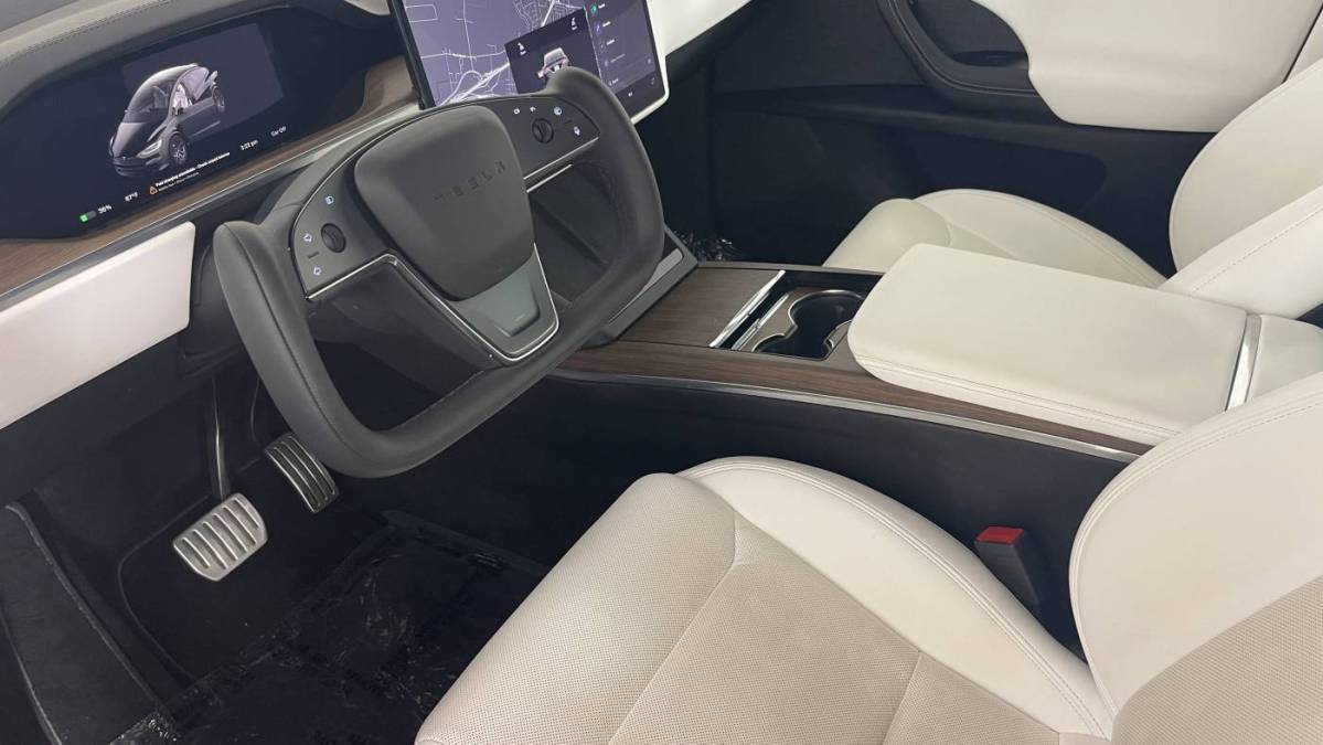 2022 Tesla Model X - Images - 2