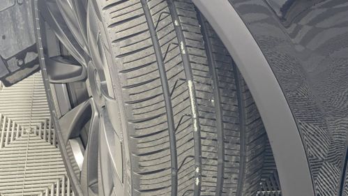2022 Tesla Model X - Images - 7