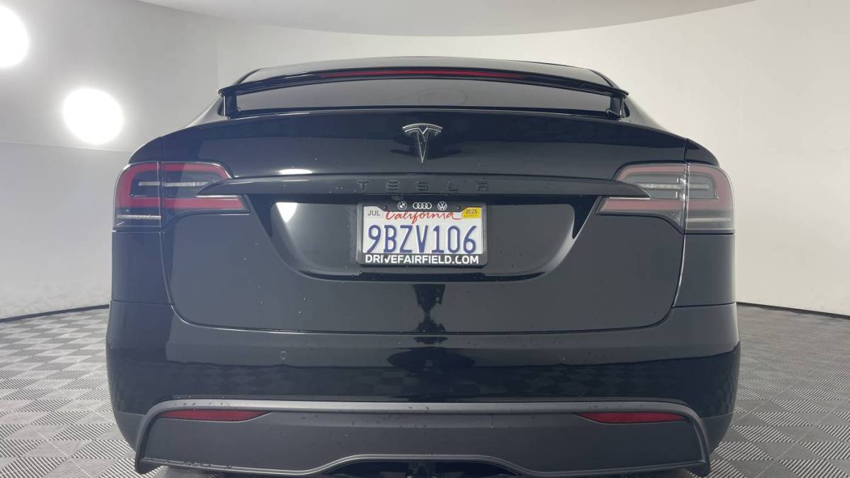 2022 Tesla Model X - Images - 12