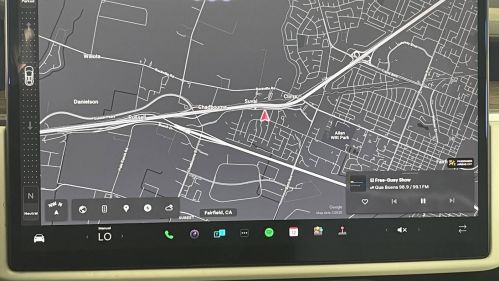 2022 Tesla Model X - Images - 28