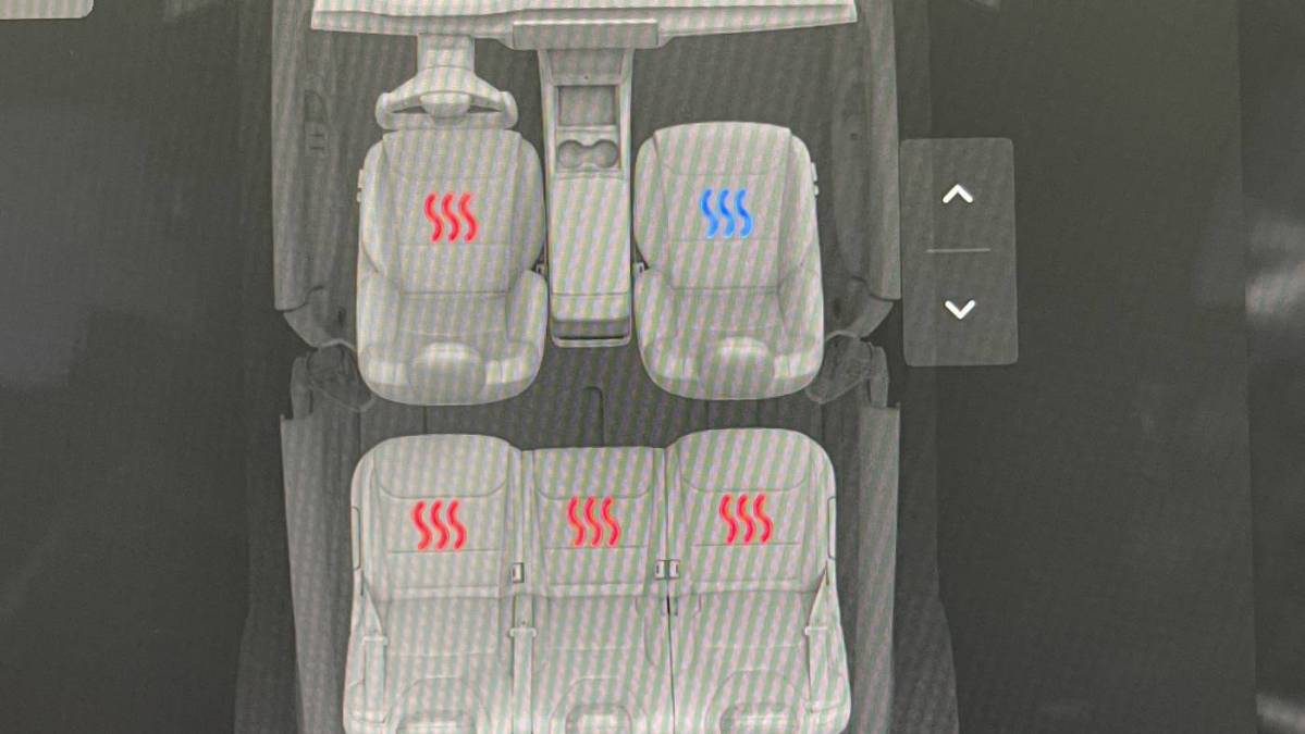 2022 Tesla Model X - Images - 30