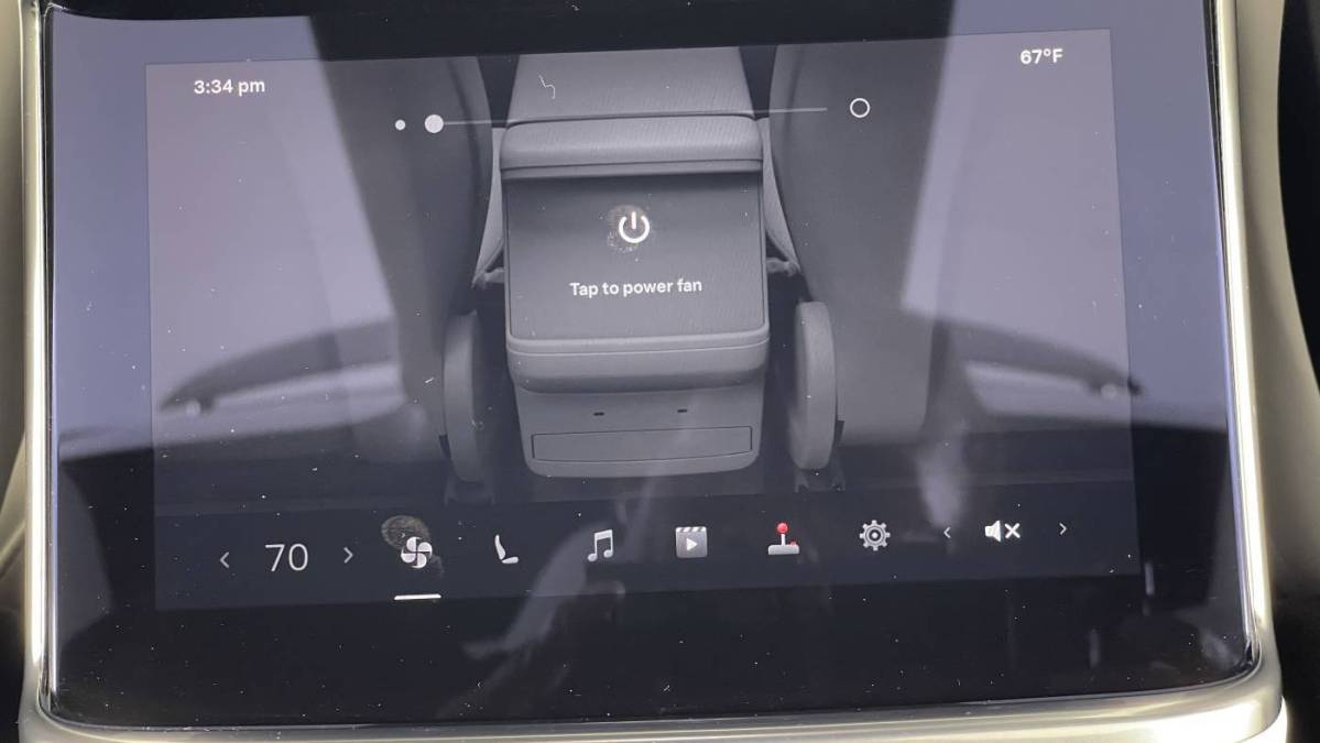 2022 Tesla Model X - Images - 36