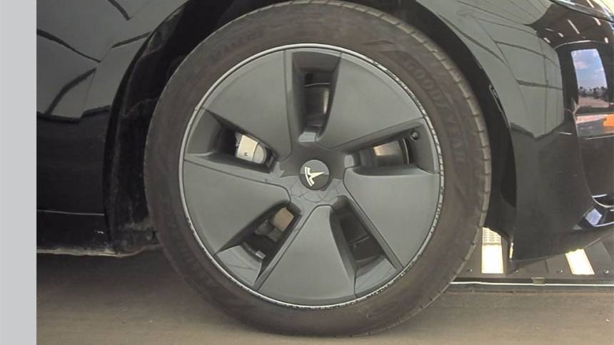 2023 Tesla Model 3 5YJ3E1EA9PF428277