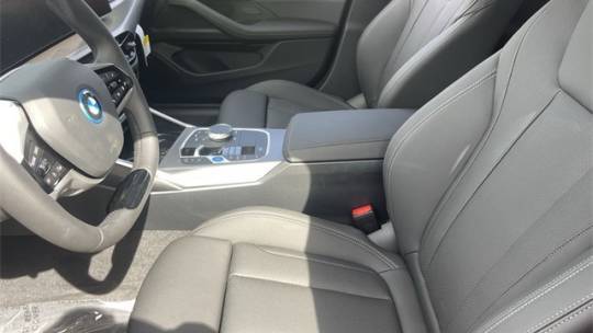 2025 BMW i4 WBY23HD05SFU92712