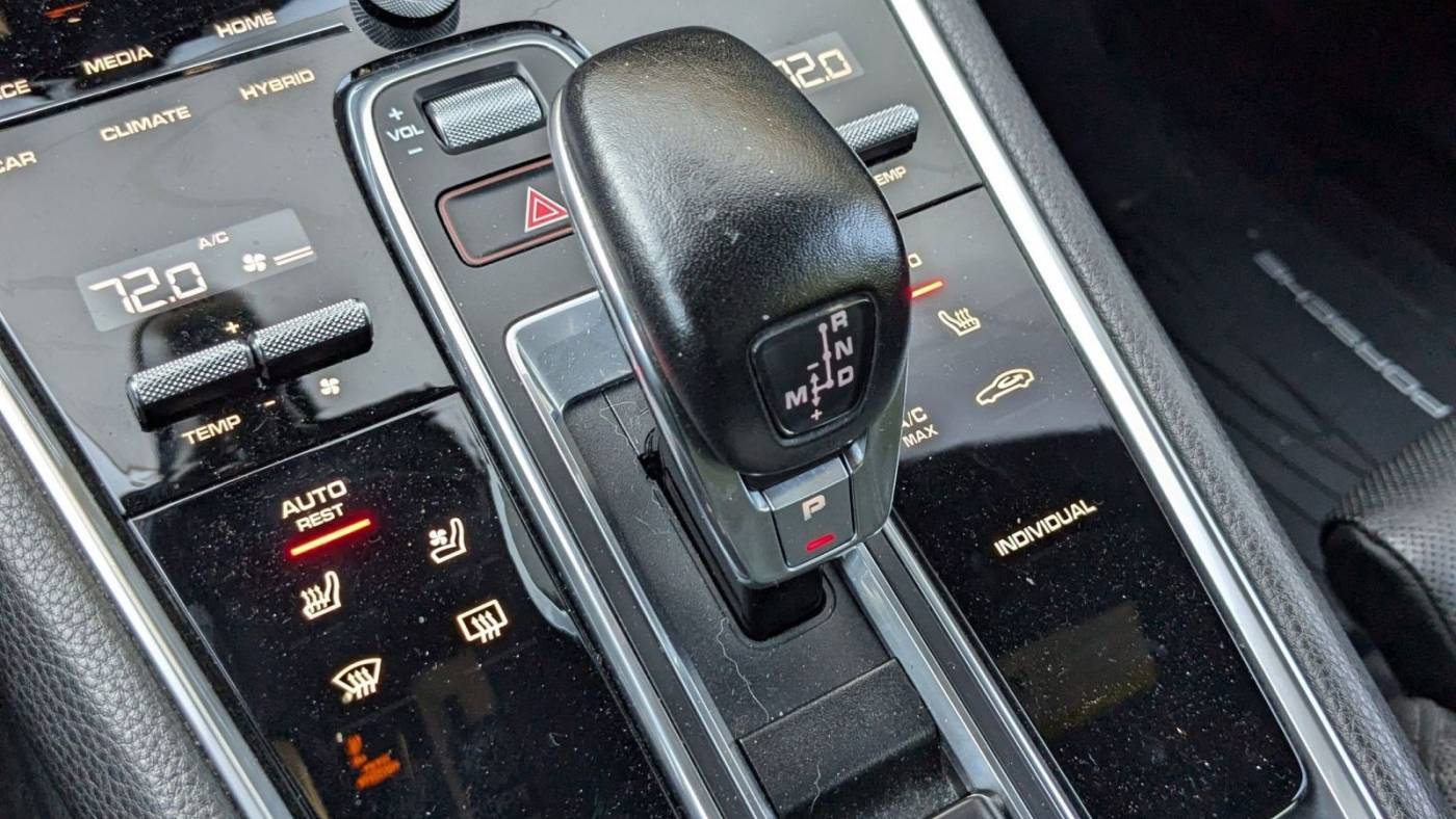 2019 Porsche Panamera WP0AE2A77KL123289