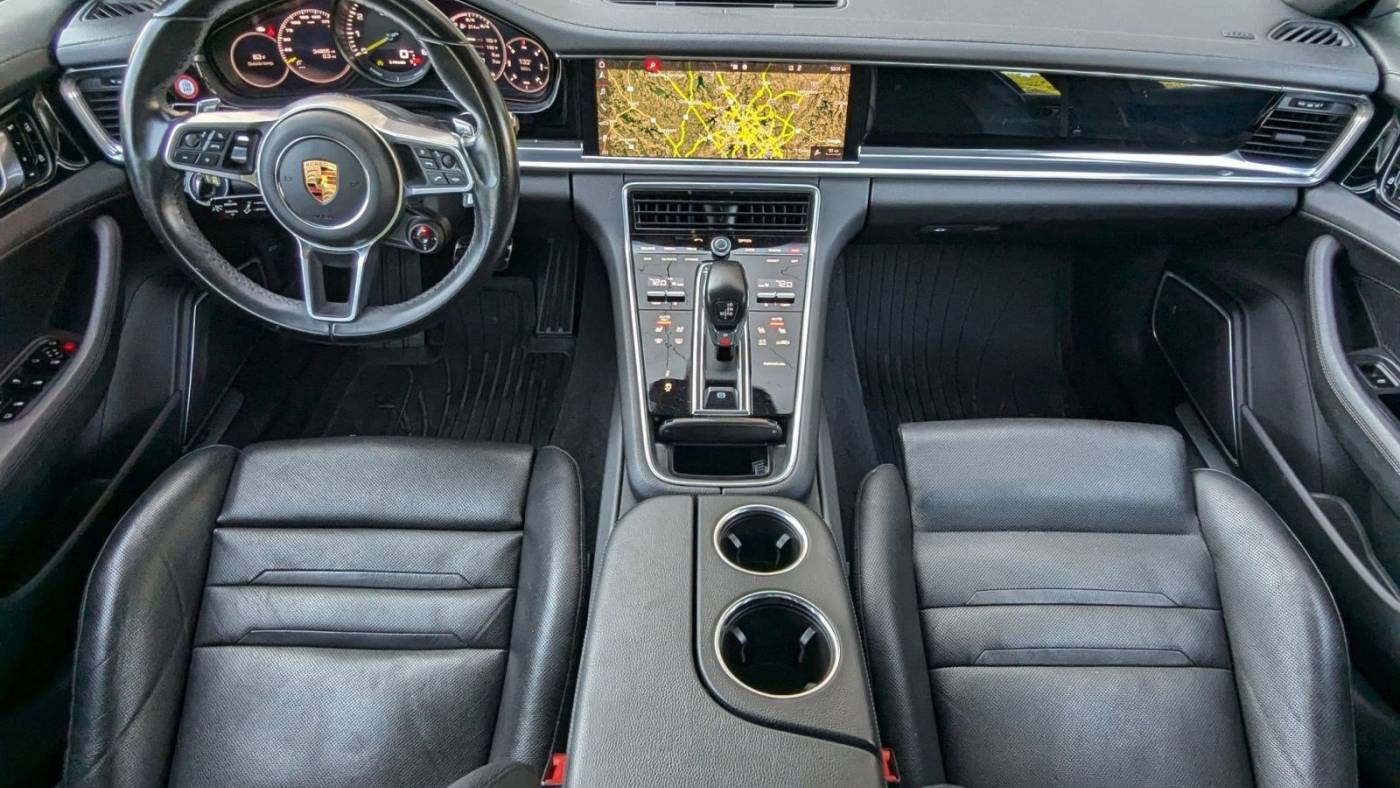 2019 Porsche Panamera WP0AE2A77KL123289