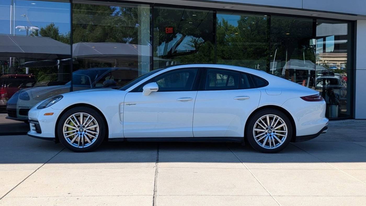 2019 Porsche Panamera WP0AE2A77KL123289