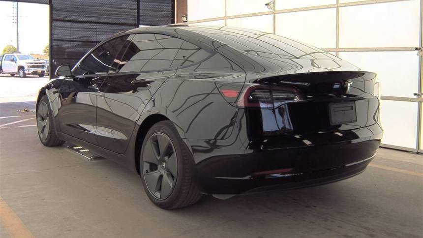2023 Tesla Model 3 5YJ3E1EA9PF428277