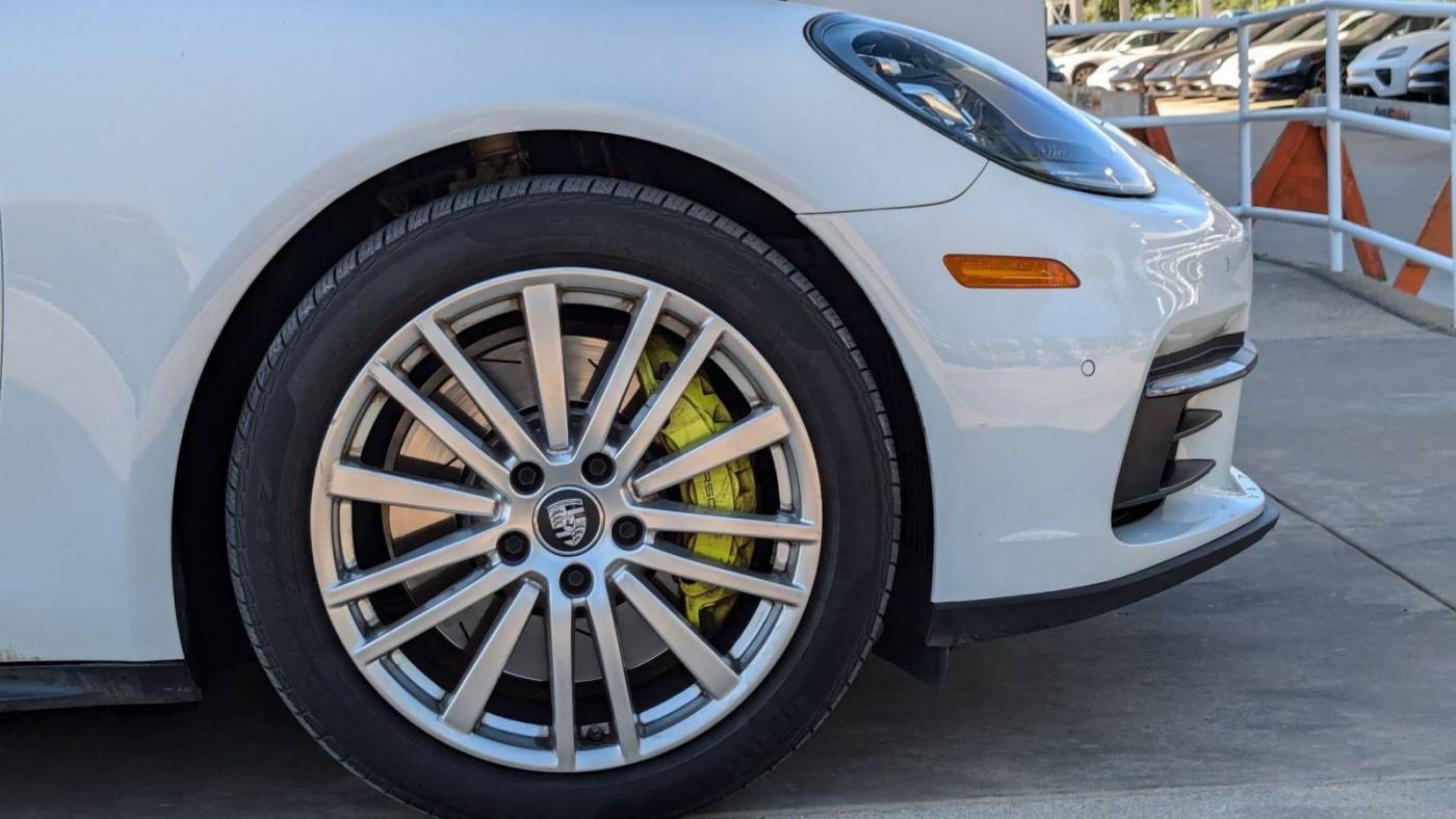 2019 Porsche Panamera WP0AE2A77KL123289