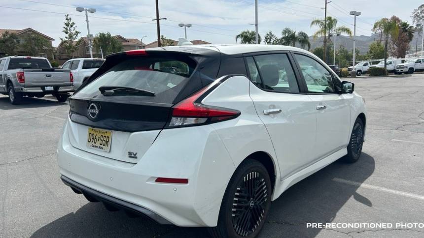 2023 Nissan LEAF - Images - 6