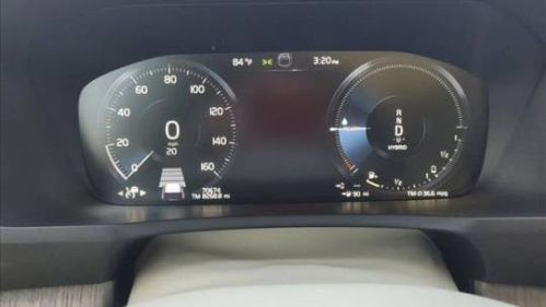 2020 Volvo XC90 - Images - 10