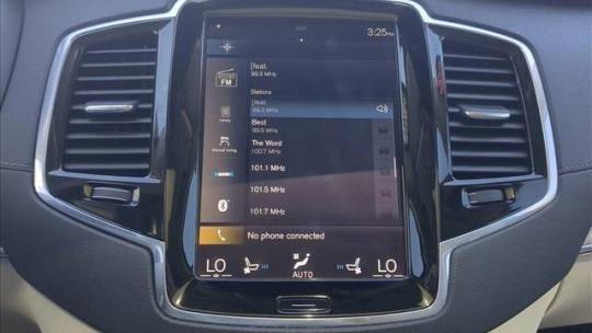 2020 Volvo XC90 - Images - 14