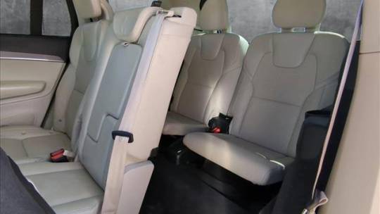 2020 Volvo XC90 - Images - 23