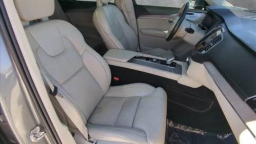 2020 Volvo XC90 - Images - 26