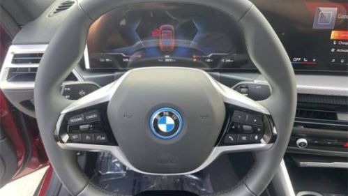 2025 BMW i4 - Images - 19