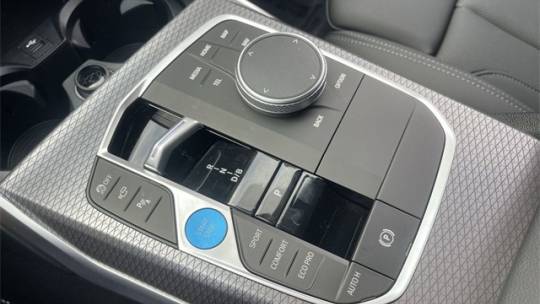 2025 BMW i4 - Images - 21