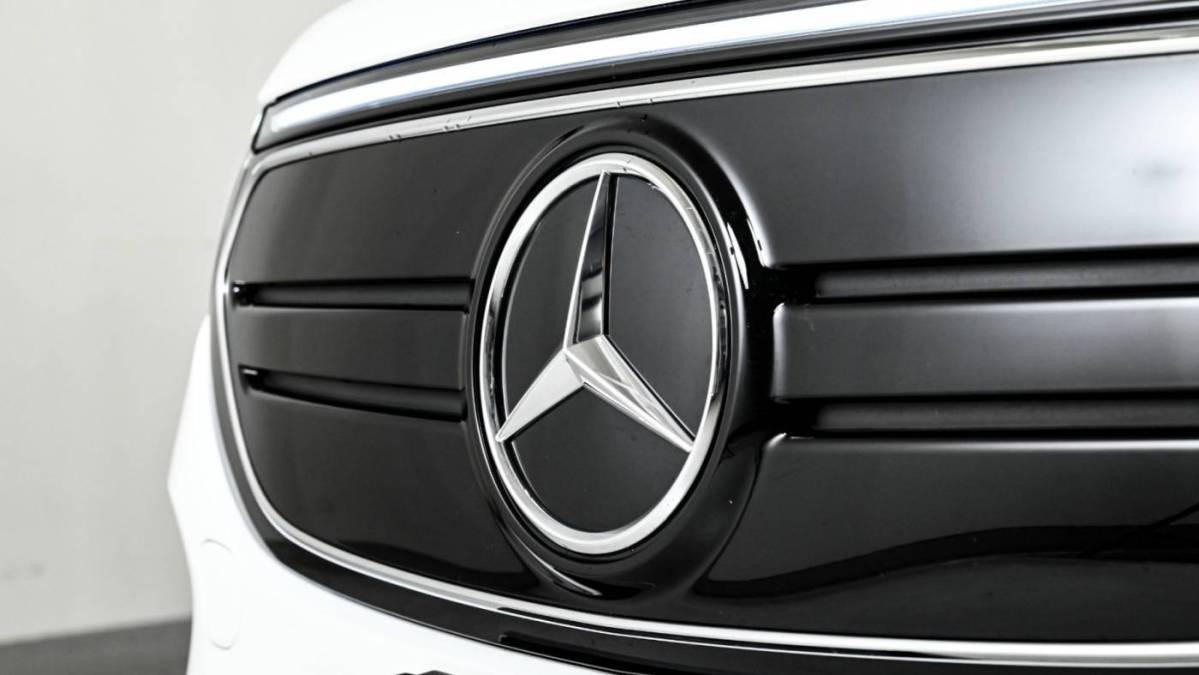 2023 Mercedes EQB - Images - 13