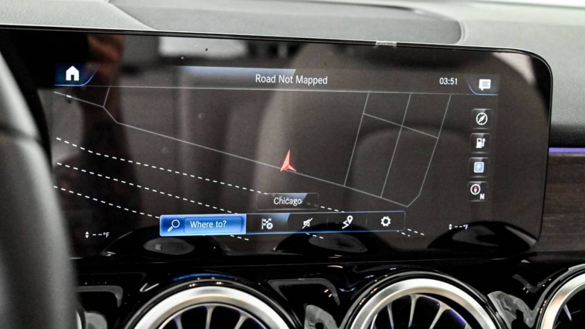 2023 Mercedes EQB - Images - 19
