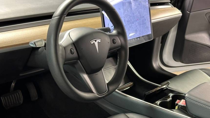 2020 Tesla Model 3 5YJ3E1EA6LF645392