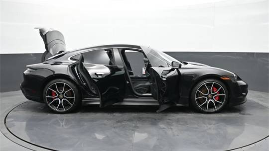 2024 Porsche Taycan WP0AB2Y16RSA35301