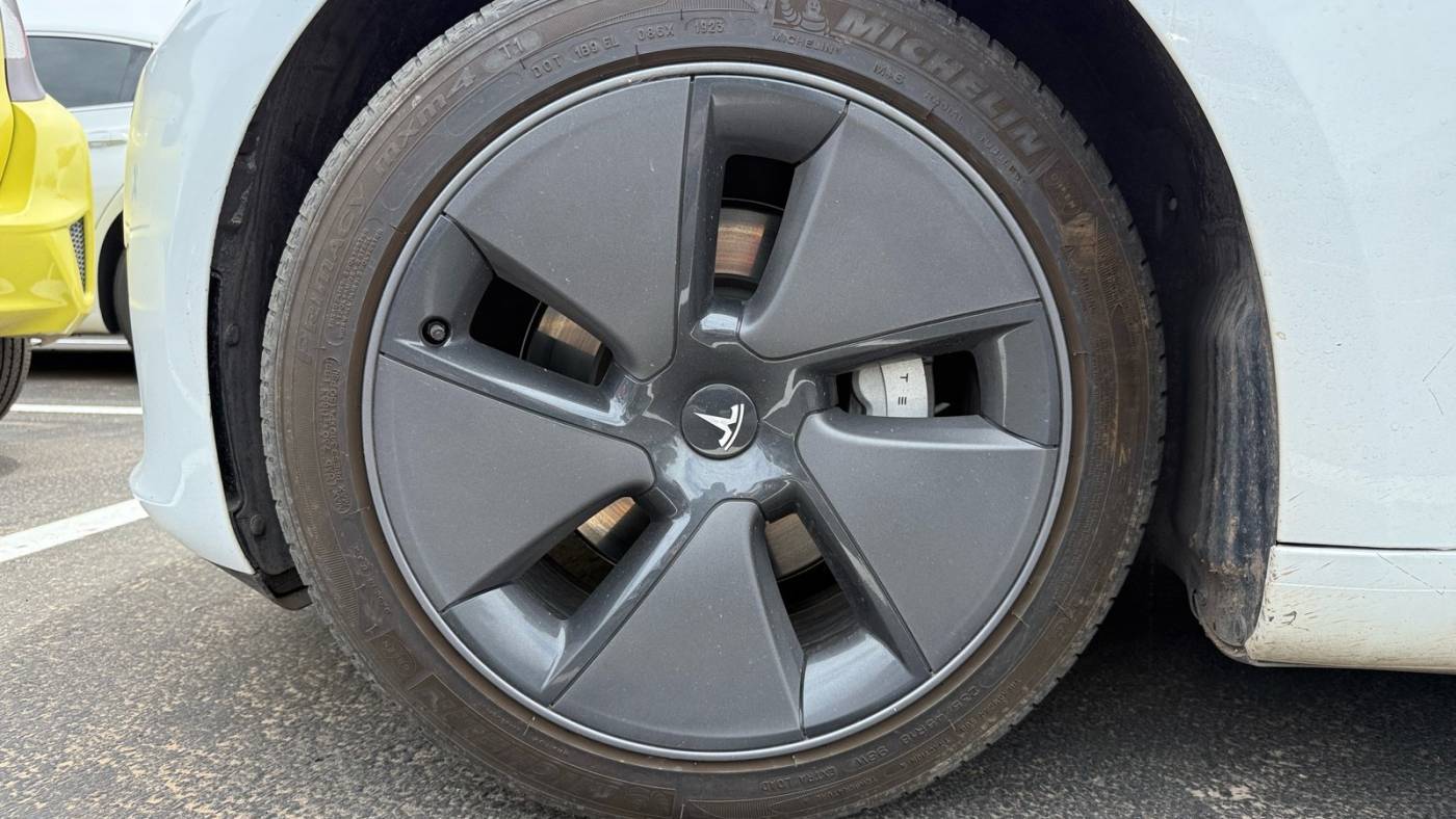 2023 Tesla Model 3 5YJ3E1EA9PF611288