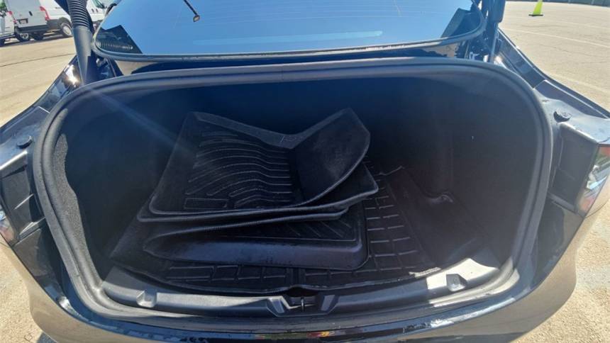 2023 Tesla Model 3 5YJ3E1EA9PF428277