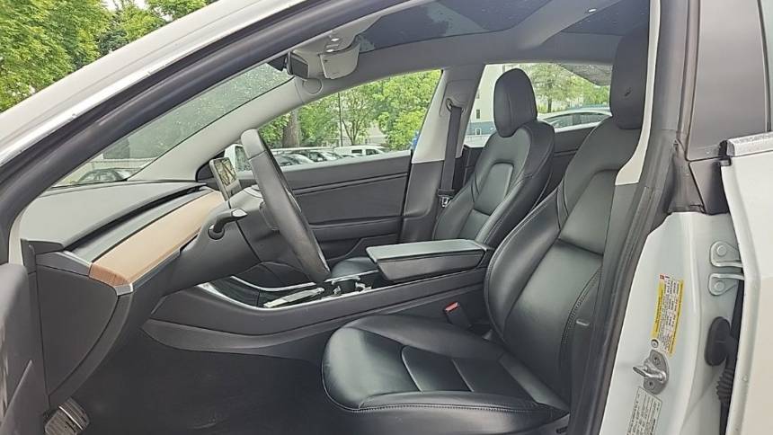 2019 Tesla Model 3 5YJ3E1EA9KF428904