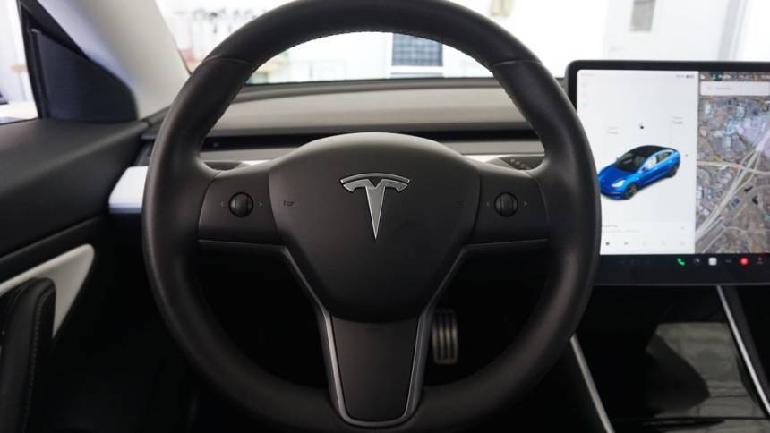 2020 Tesla Model 3 - Images - 10