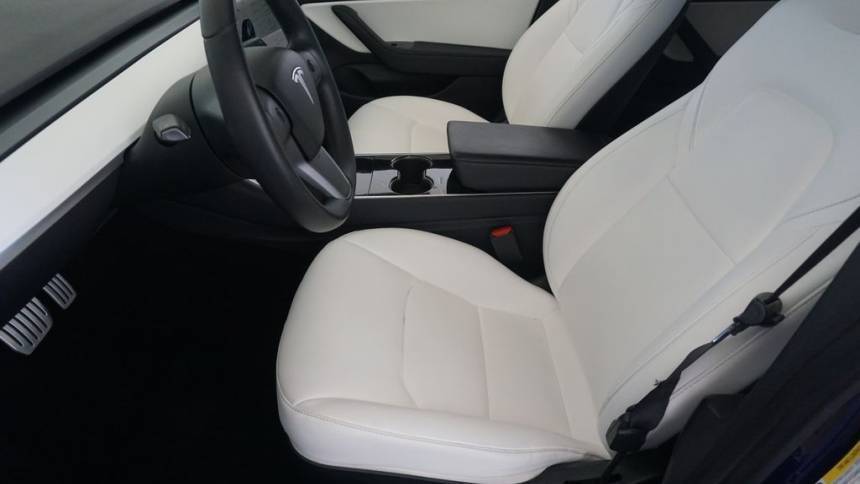 2020 Tesla Model 3 - Images - 19
