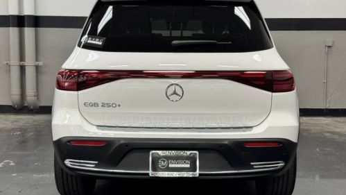 2024 Mercedes EQB - Images - 11