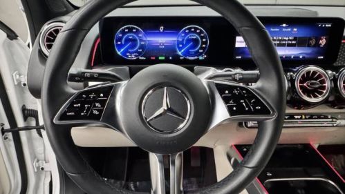 2024 Mercedes EQB - Images - 21
