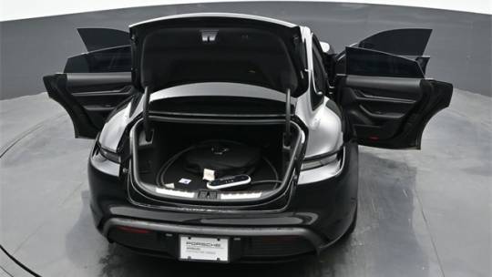 2024 Porsche Taycan - Images - 28